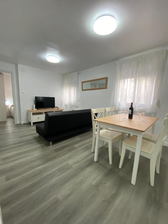 Piso Junto Al Hospital Macarena Διαμέρισμα Σεβίλλη Εξωτερικό φωτογραφία