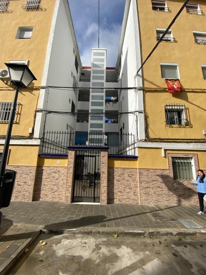 Piso Junto Al Hospital Macarena Διαμέρισμα Σεβίλλη Εξωτερικό φωτογραφία